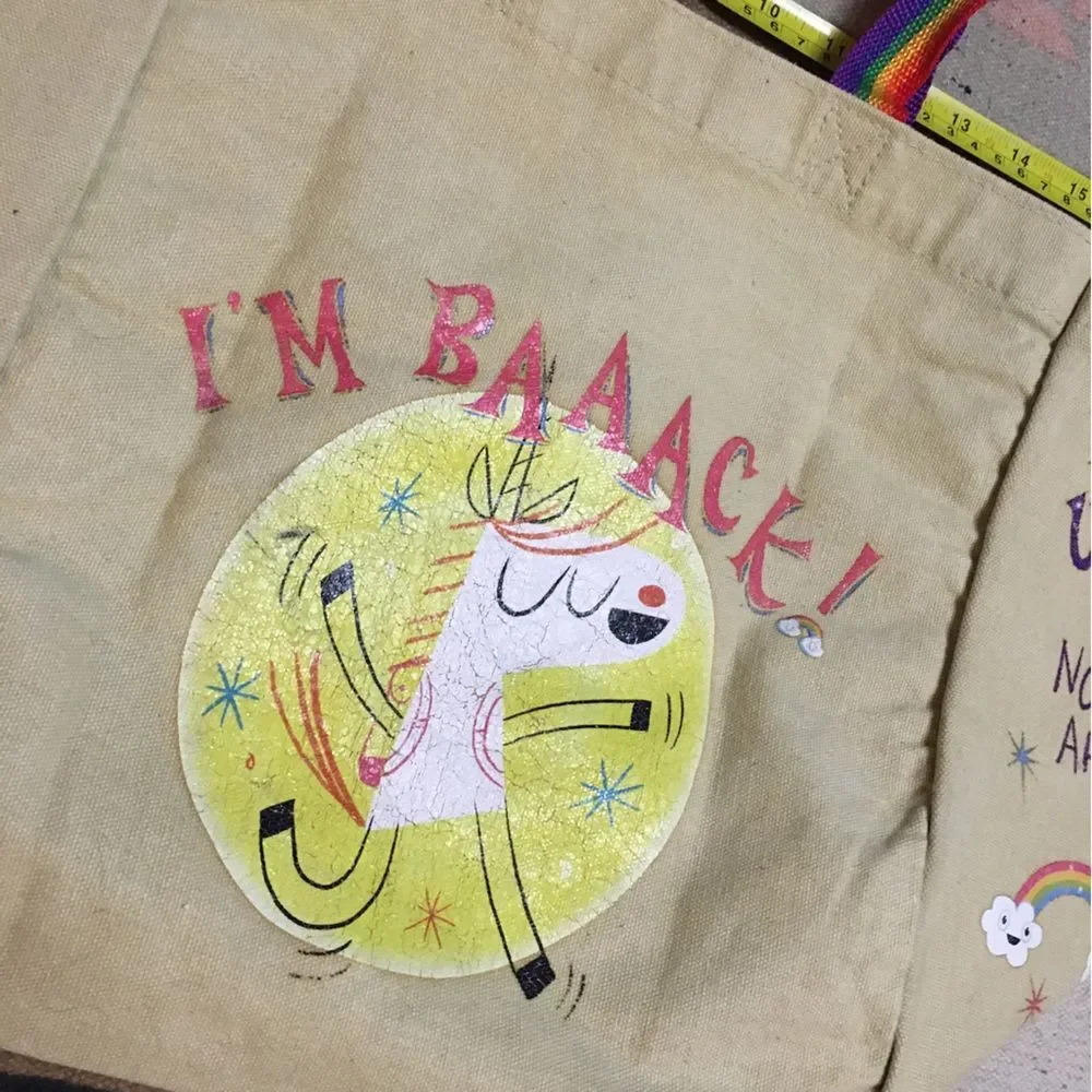 Unicorn is maybe not so great book Large tote bag rainbow strap
